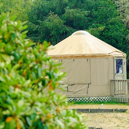 Long Beach Camping Resort Yurt 8 Oceanview Pokoj fotografie